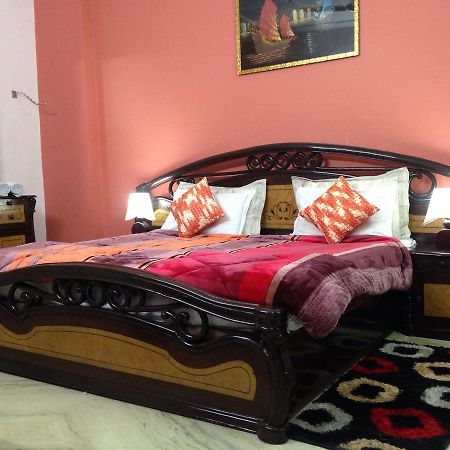 نيودلهي Parkash Bed And Breakfast المظهر الخارجي الصورة