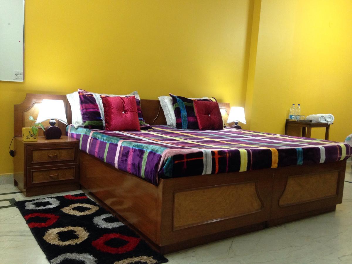 نيودلهي Parkash Bed And Breakfast المظهر الخارجي الصورة